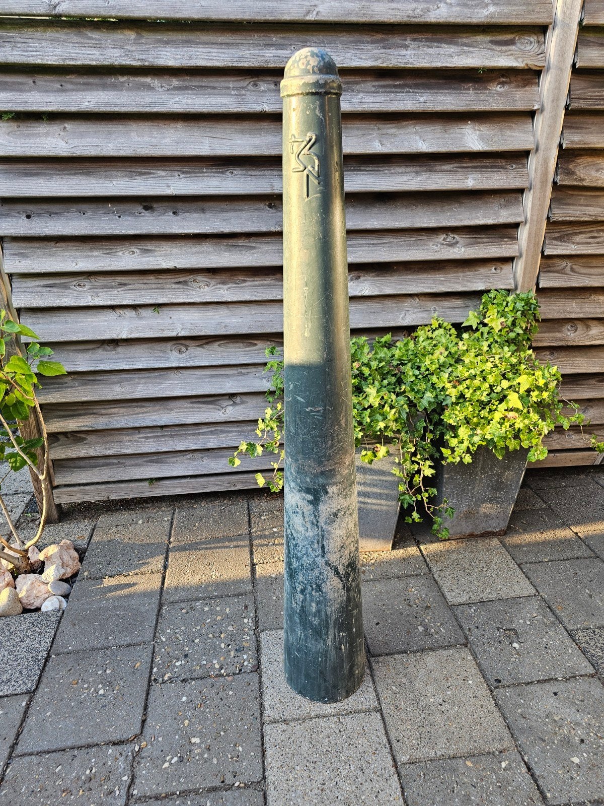 Hageneesje Hagenaar soort Amsterdammertje metalen paal, Ophalen, Minder dan 180 cm, Palen