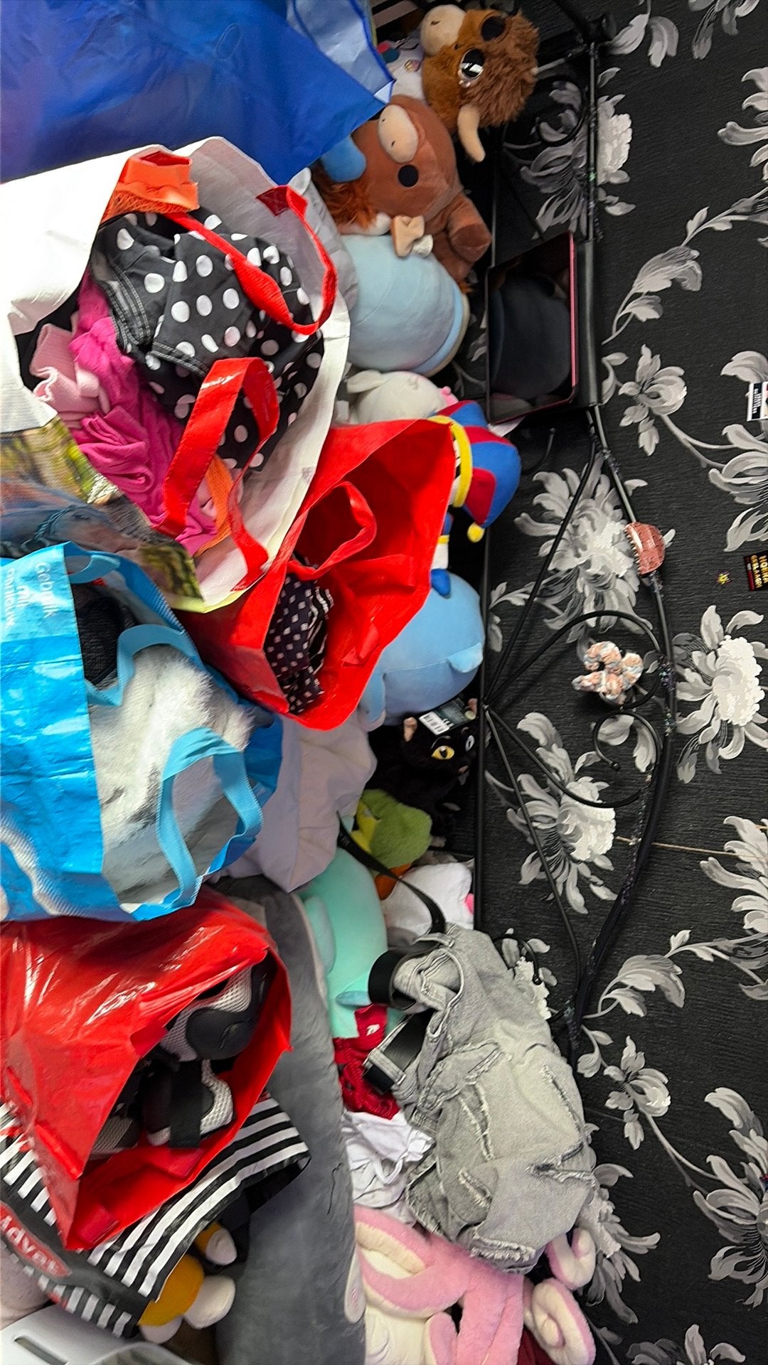 Tassen meisjeskleding en knuffels, Kinderen en Baby's, Kinderkleding | Overige, Ophalen, Gebruikt, Jongen of Meisje