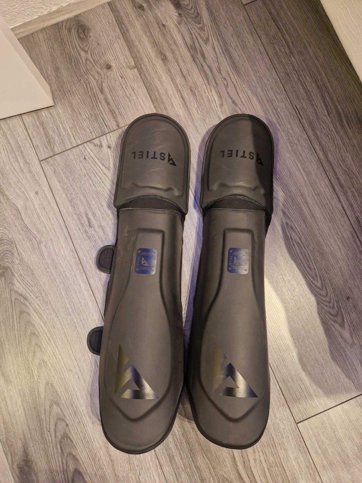 Stiel scheenbeschermers voor vechtsporten, Ophalen of Verzenden, Nieuw, Overige, Vechtsportbescherming