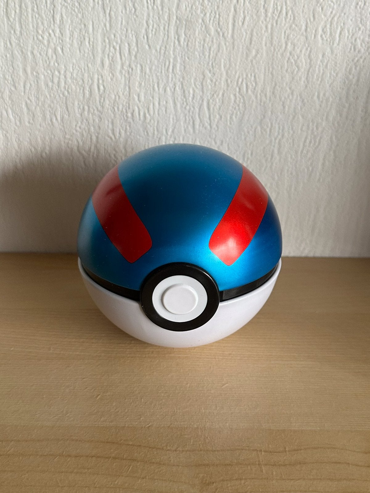 Pokémon Pokeball zonder figuurtje, Ophalen of Verzenden, Zo goed als nieuw