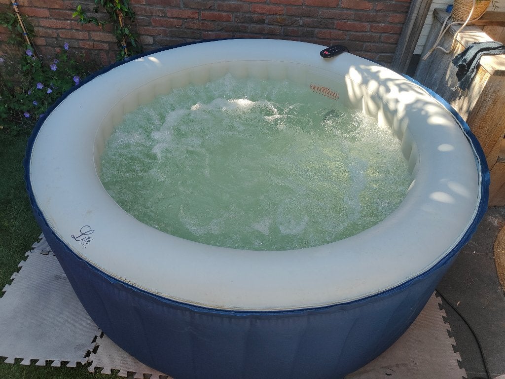 MSpa Lite opblaasbare jaccuzi incl. isolatiedeksel, Tuin en Terras, Ophalen, Gebruikt, Afdekzeil, Opblaasbaar