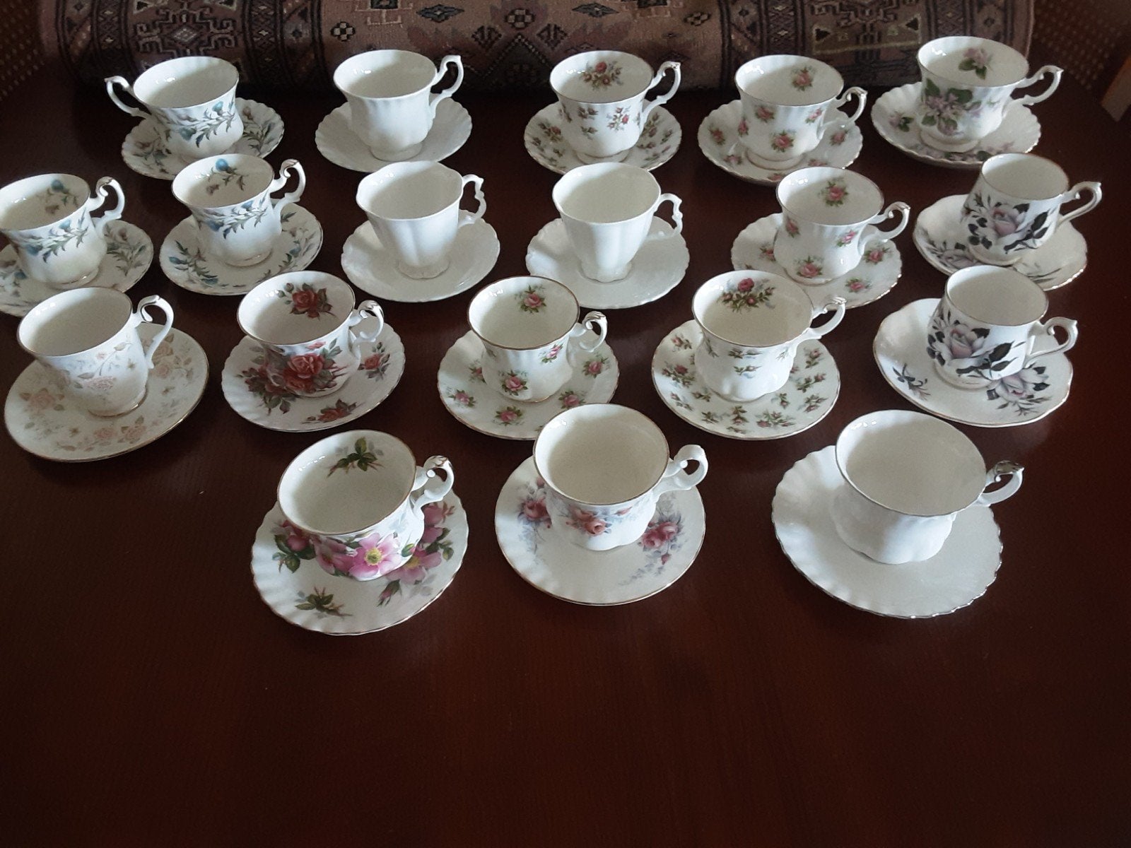 Royal Albert 19 kop en schotels voor High tea, Ophalen of Verzenden