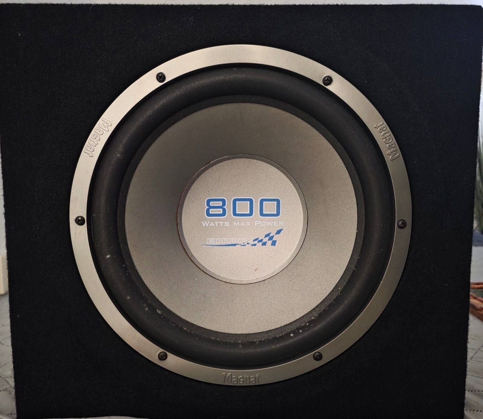 Auto Subwoofer Magnat Edition BS33 800WATT, Ophalen