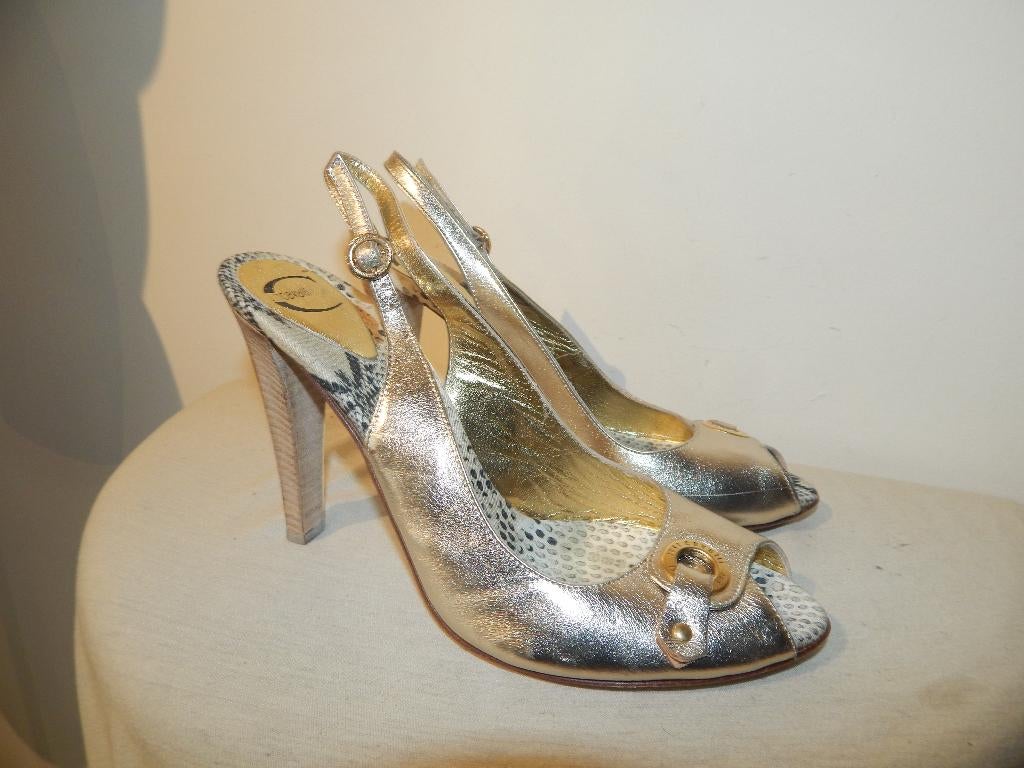 Cavalli pumps goud leer snake accenten Als Nieuw mt 40, Pumps, Overige kleuren, Verzenden, Zo goed als nieuw