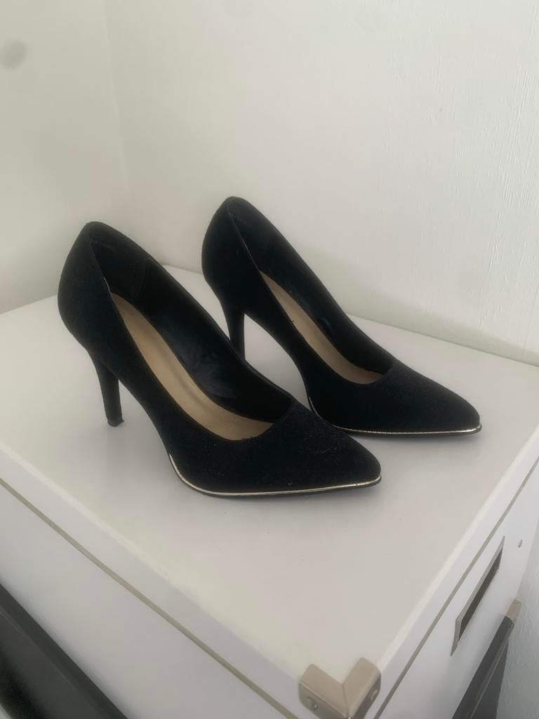 Elegante Zwarte Pumps met hoge hak, Ophalen of Verzenden, Zo goed als nieuw, Zwart, Pumps