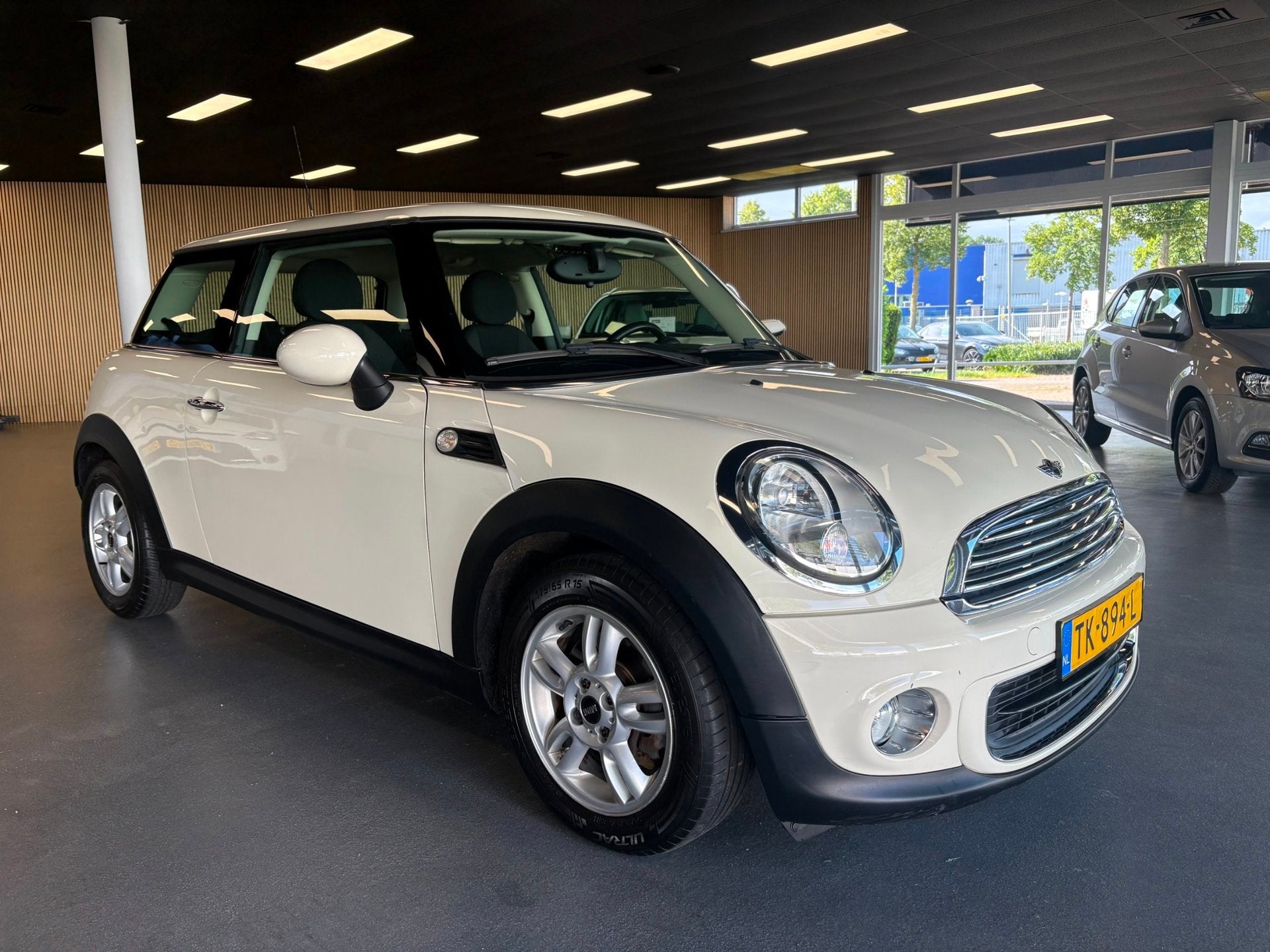 Mini 3-Deurs 1.6 One MINIMALIST Pepper, Auto's, Mini, Voorwielaandrijving, Euro 5, Stof, Zwart