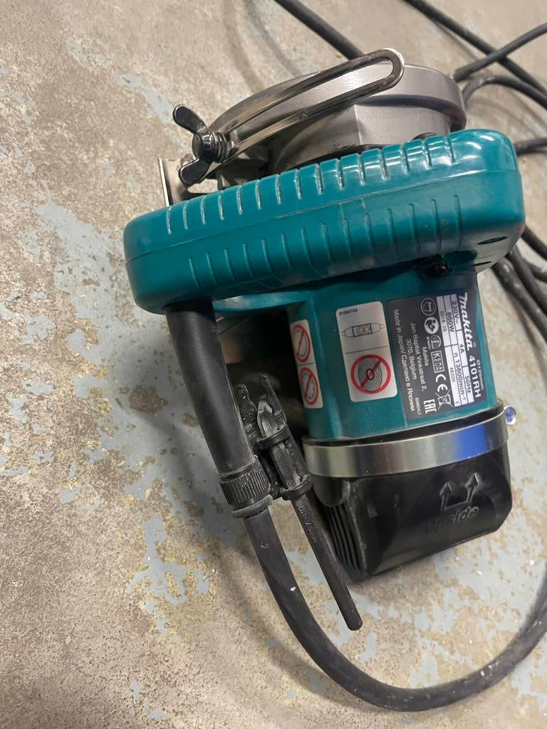 Makita 4101RH krachtige tegelsnijder diamant nat z.g.a.n, Gebruikt, Overige typen, 600 tot 1200 watt, Ophalen of Verzenden