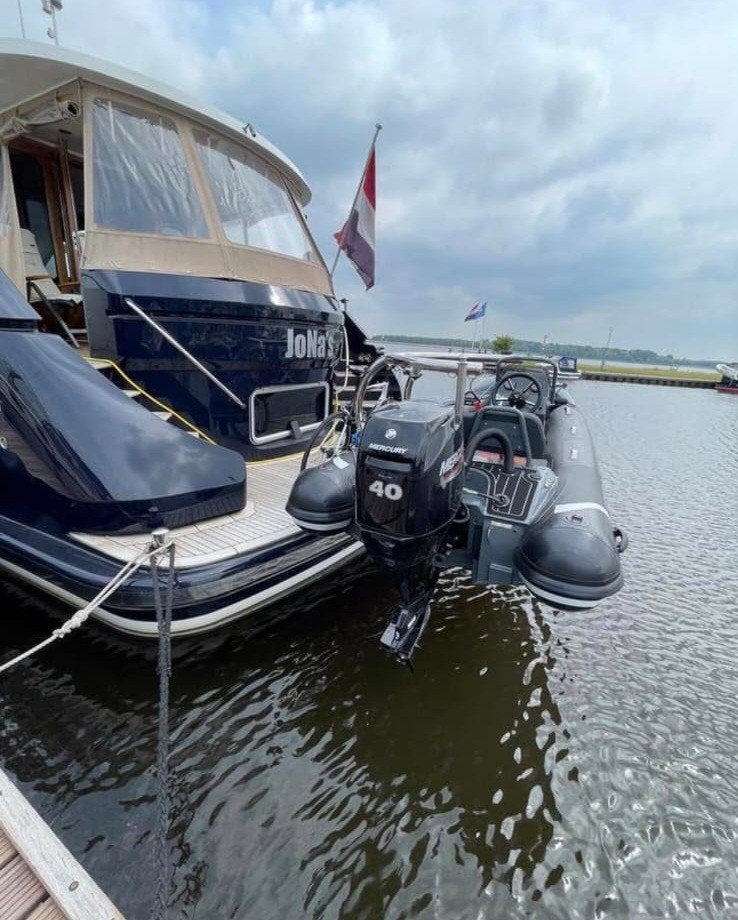 Davits 'davitnieuwestijl' uit Friesland in RVS, Watersport en Boten, Ophalen, Nieuw, Overige typen, Motorboot