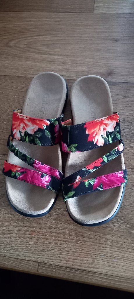 Gabor gekleurde slippers maat 38., Slippers, Overige kleuren, Gabor, Ophalen of Verzenden