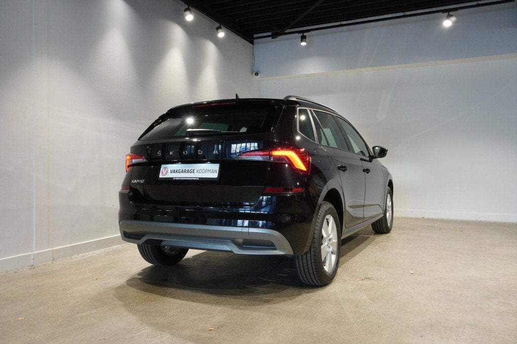 Skoda Kamiq 1.0 TSI Ambition, Auto's, Skoda, Automatische klimaatregeling, Stof, Gebruikt, 620 kg