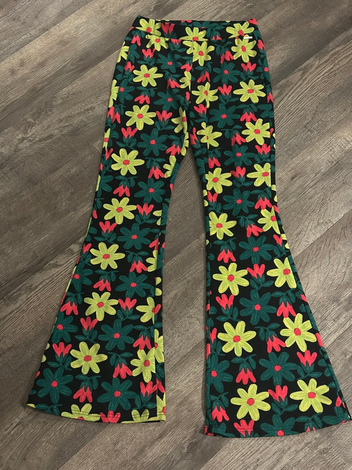 Colourful Rebel flared pants big flower, maat L, Meerkleurig, Maat 42/44 (L), Nieuw, Ophalen of Verzenden