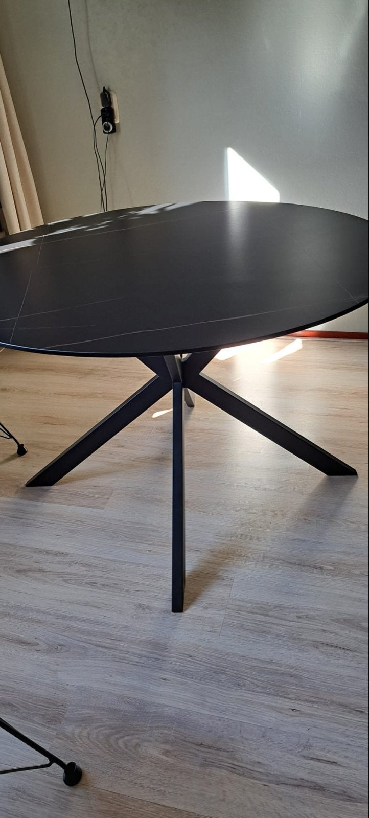 Eettafel, Huis en Inrichting, Tafels | Eettafels, Ophalen, 100 tot 150 cm, Rond, Zo goed als nieuw