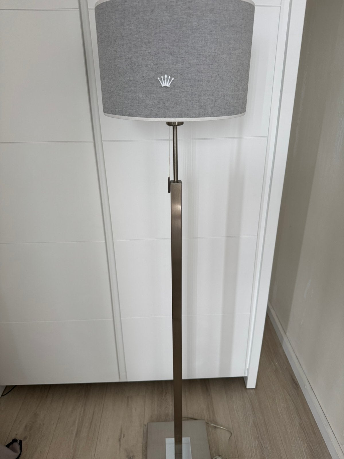 Vloerlamp met lampenkap van FIRST, Ophalen of Verzenden, Zo goed als nieuw, 150 tot 200 cm