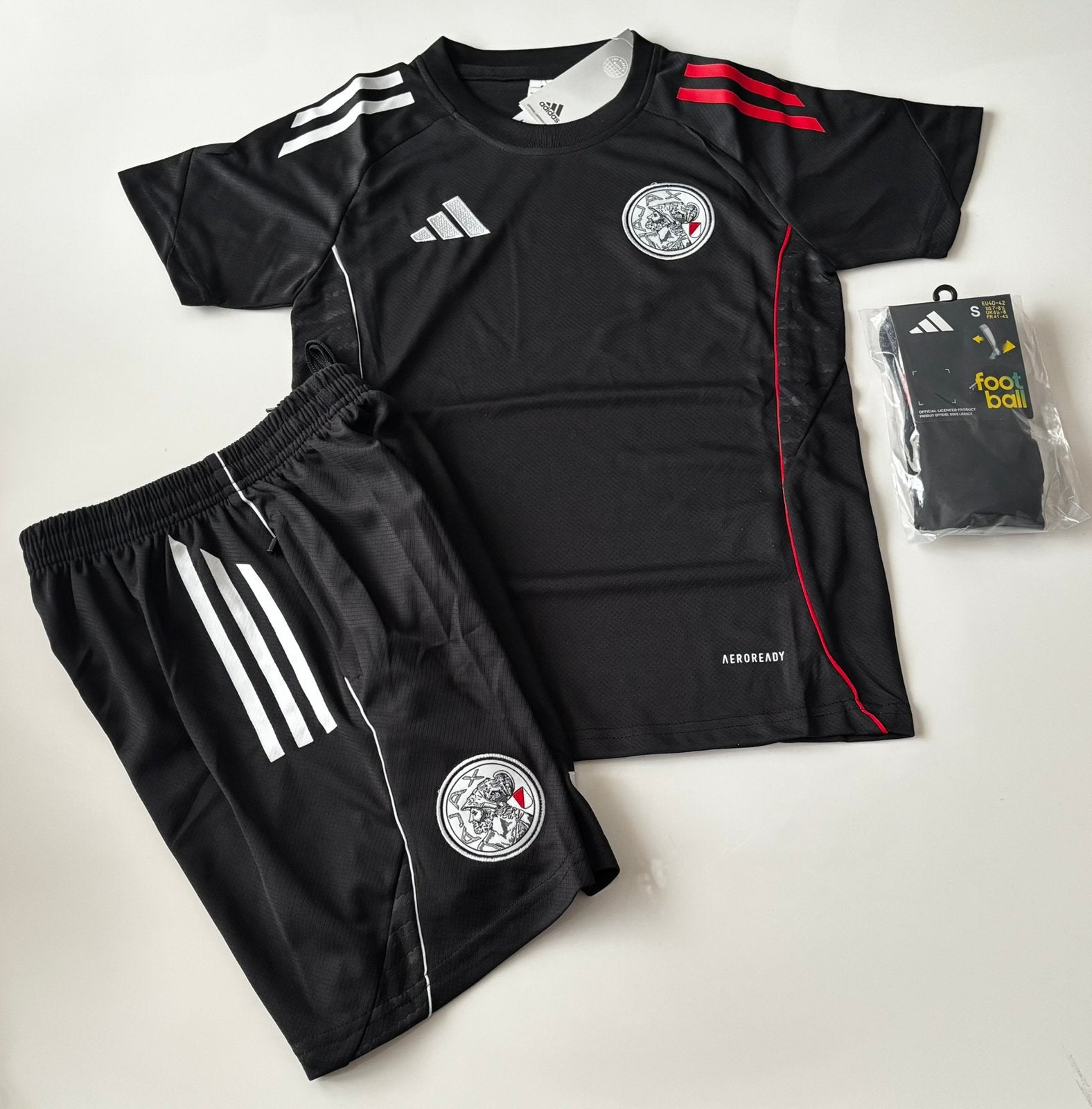 Ajax trainings tenue 25/26, Ophalen of Verzenden, Nieuw, Jongen of Meisje, Sport- of Zwemkleding
