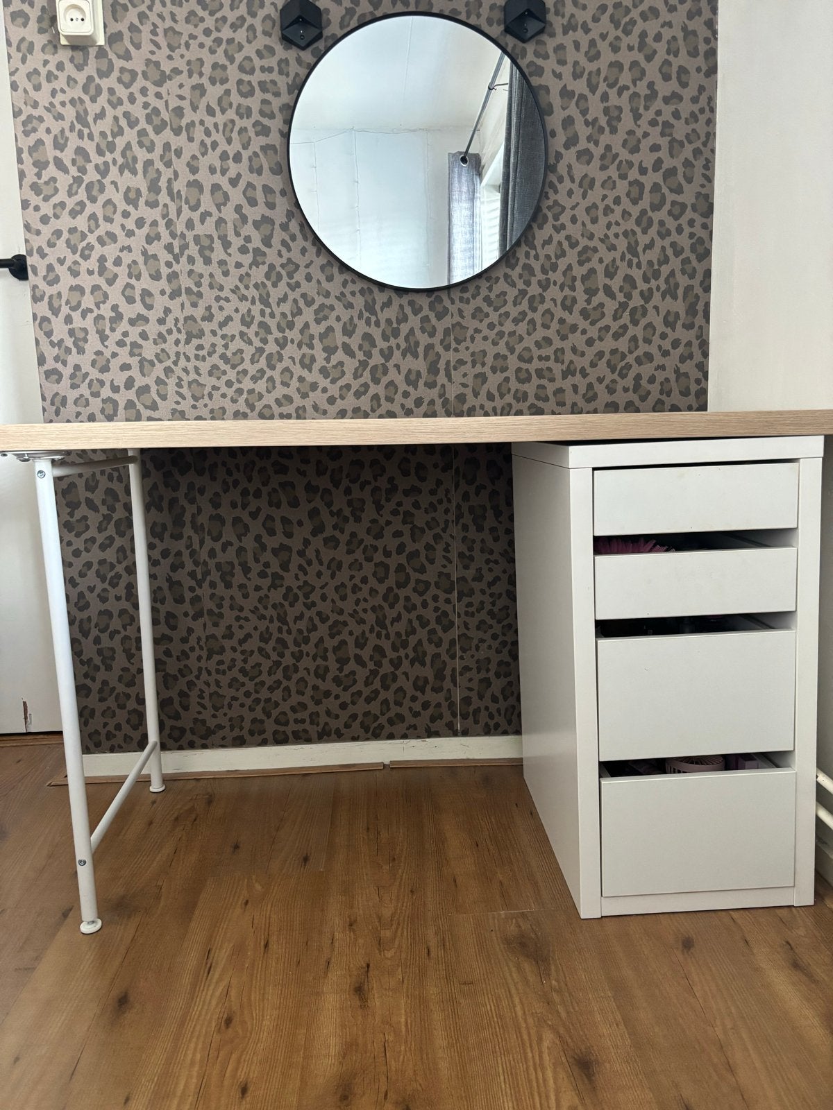 IKEA Bureau met ladekast en poten, 120x60 cm, Ophalen, Gebruikt, Met lades, IKEA