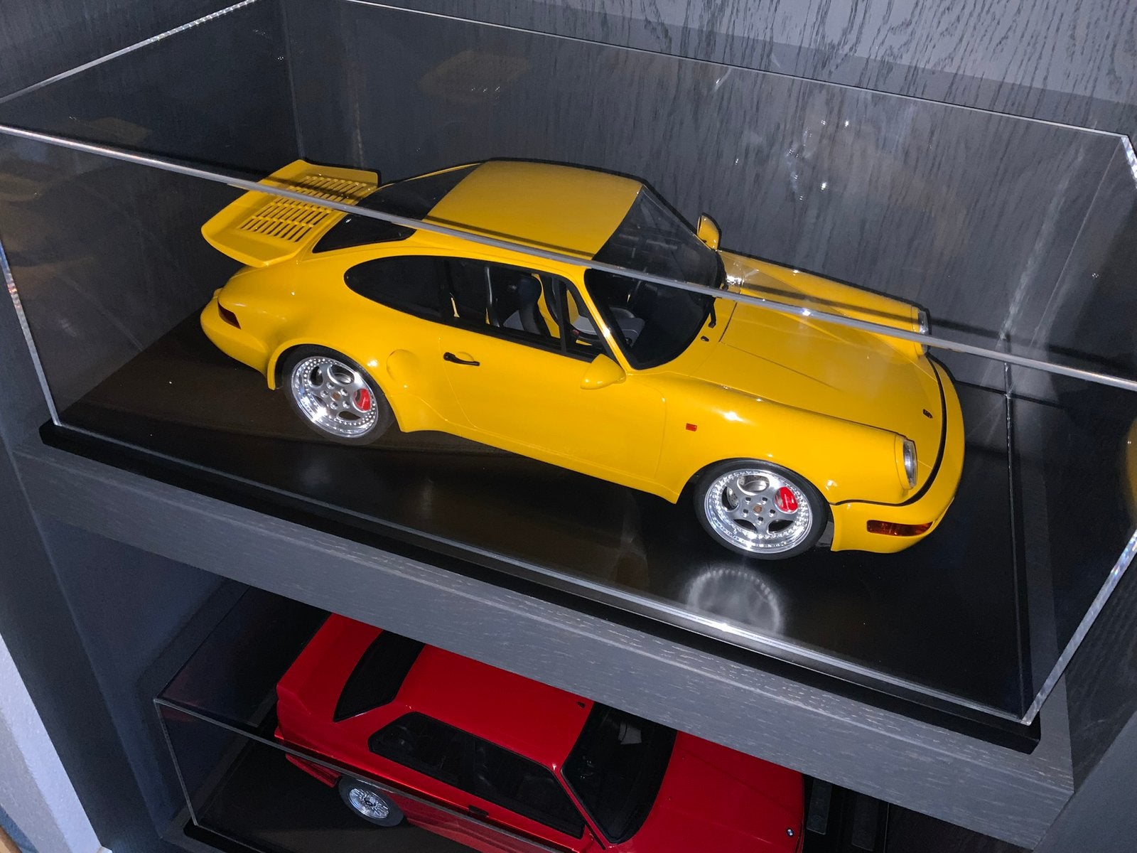 GT spirit porsche 964 turbo RS geel, Hobby en Vrije tijd, Modelauto's | 1:5 tot 1:12, Ophalen of Verzenden, Zo goed als nieuw