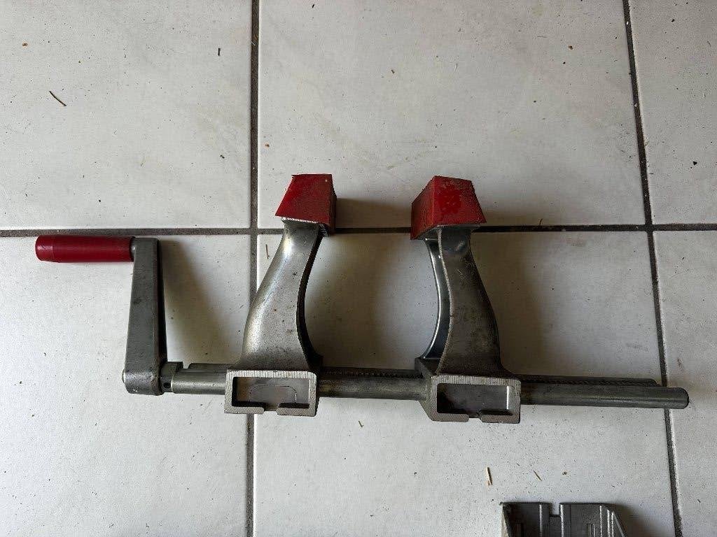 Zyliss bankschroef (Swiss made) met toebehoren, Ophalen, Gebruikt, Bankschroef, Overige merken
