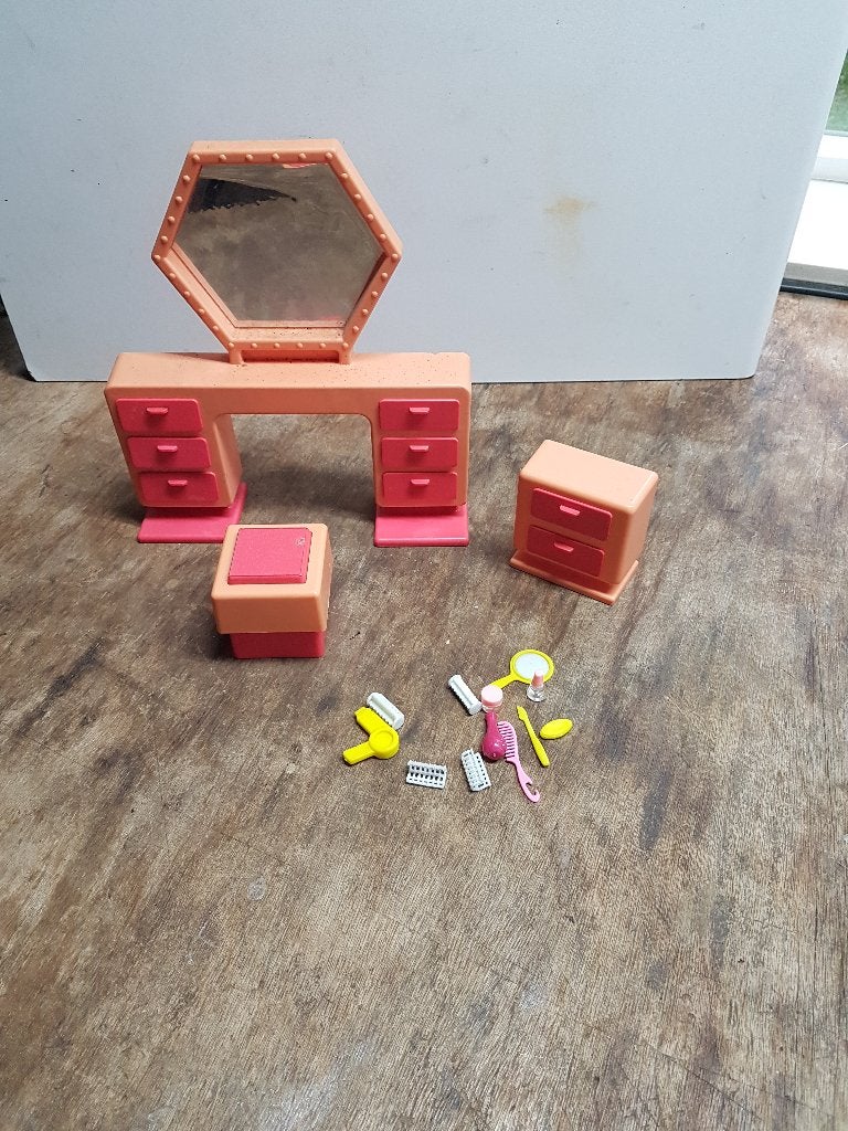 barbie kaptafel make me pretty 1987, Ophalen of Verzenden, Zo goed als nieuw