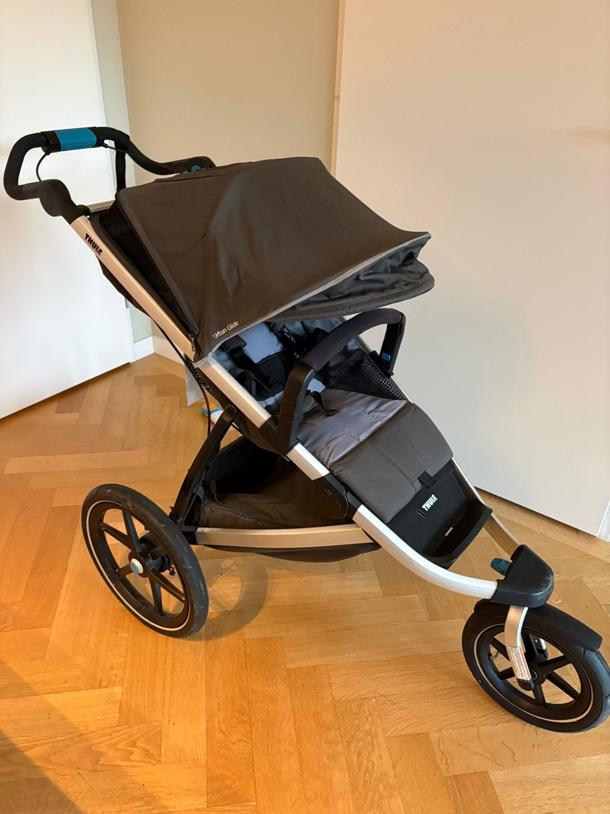 Thule urban glide 2, Ophalen of Verzenden, Zo goed als nieuw