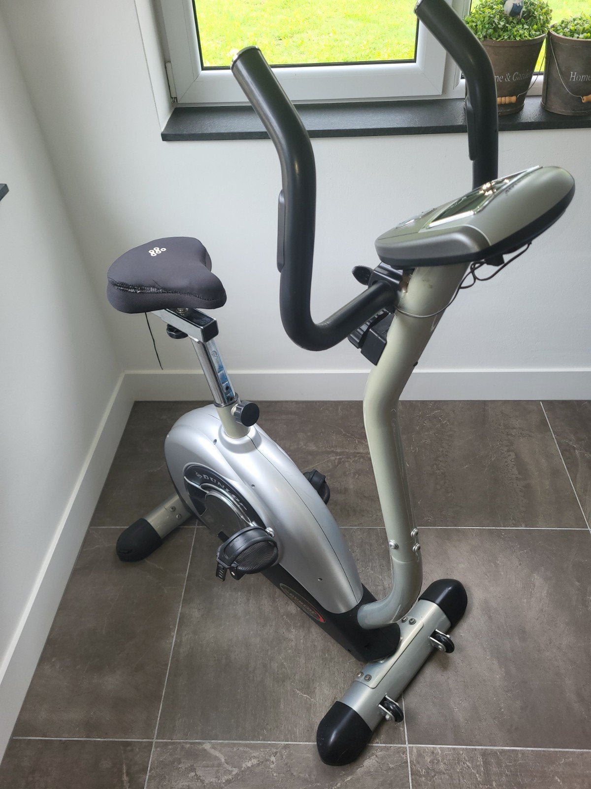 Dunlop Hometrainer - lagere instap, Ophalen, Gebruikt, Metaal, Benen