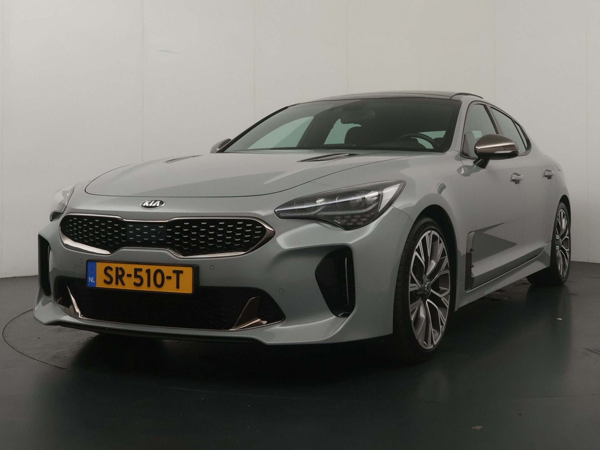 Kia Stinger 2.0 T-GDI GT-Line - GT-Line - Leer - Automaat -, Auto's, Automaat, Achterwielaandrijving, Gebruikt, Euro 6