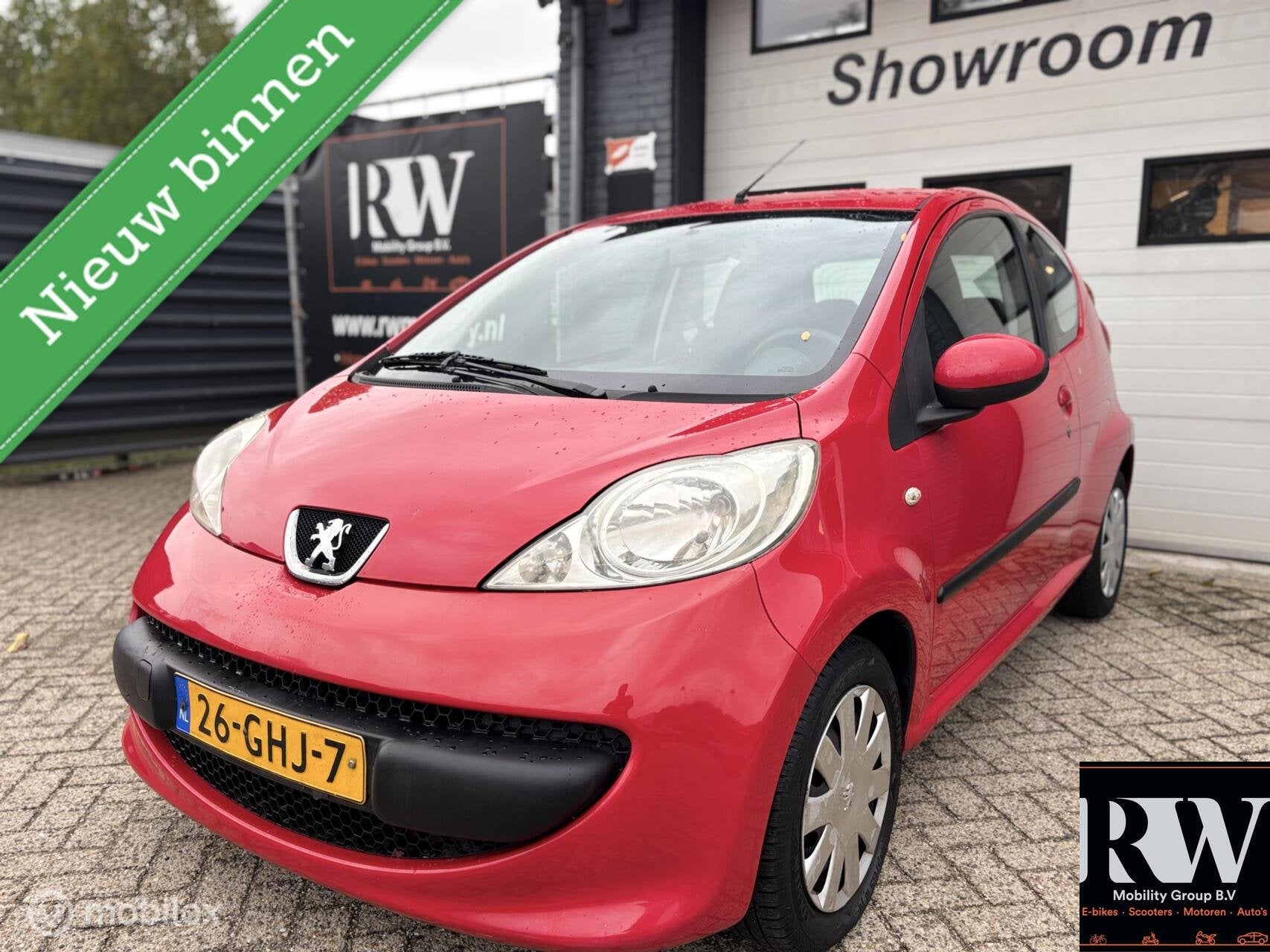 Peugeot 107 1.0-12V XS *APK TOT 08-2027*AIRCO*, Voorwielaandrijving, Gebruikt, Elektrische ramen, 4 stoelen