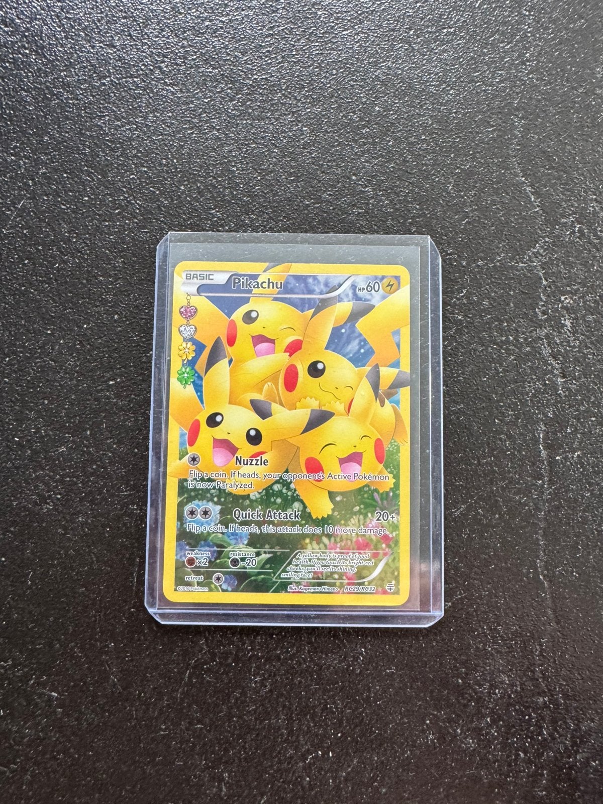 Pokemon Pikachu RC29/RC32 Generations Radiant Collection, Hobby en Vrije tijd, Verzenden, Zo goed als nieuw