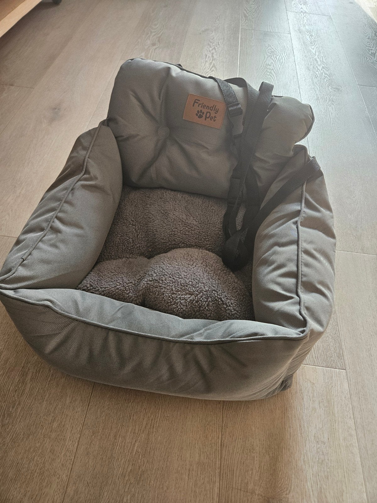 Autostoel voor hond, Ophalen of Verzenden, Zo goed als nieuw, Hondenautostoel