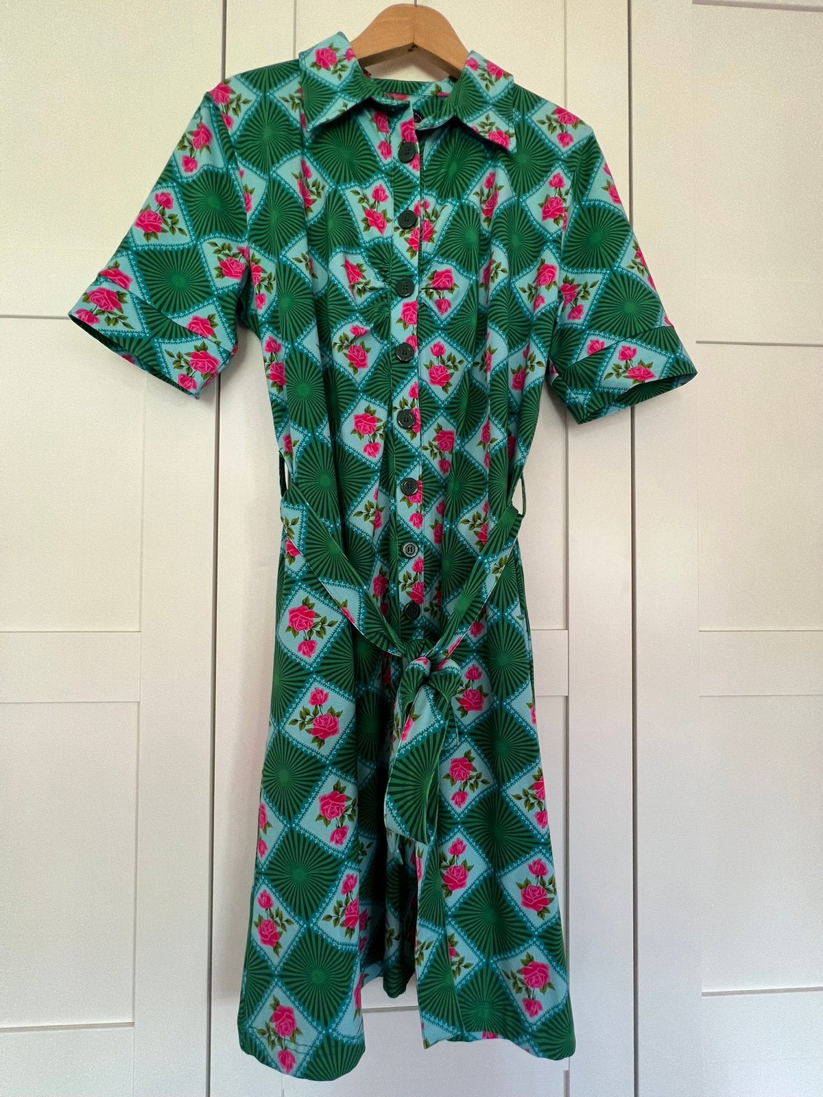 Jurk Tante Betsy xxl, Kleding | Dames, Jurken, Ophalen, Maat 46/48 (XL) of groter, Nieuw, Knielengte