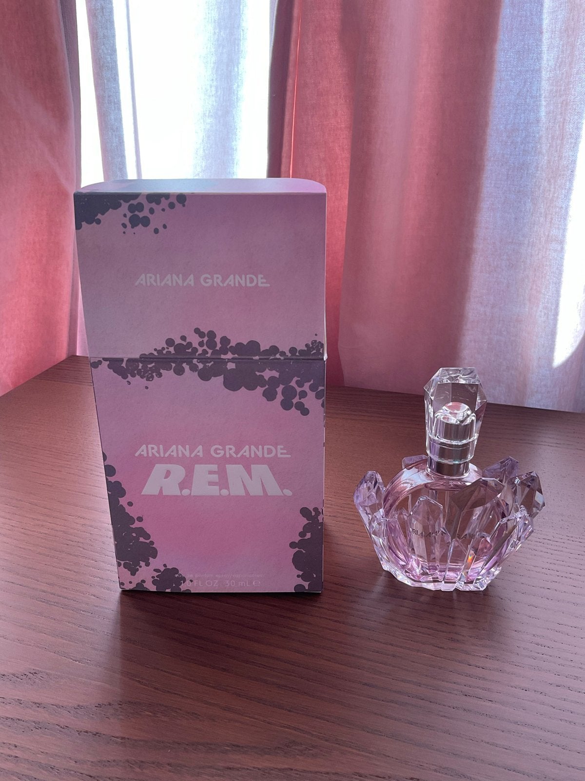 Ariana Grande R.E.M. Eau de Parfum 30ml, Verzenden, Zo goed als nieuw