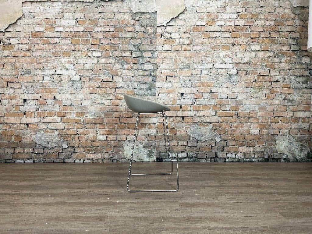 Moroso Fjord Barkruk – Grijs leer | Patricia Urquiola, Ophalen, 60 tot 90 cm, Zo goed als nieuw, Leer