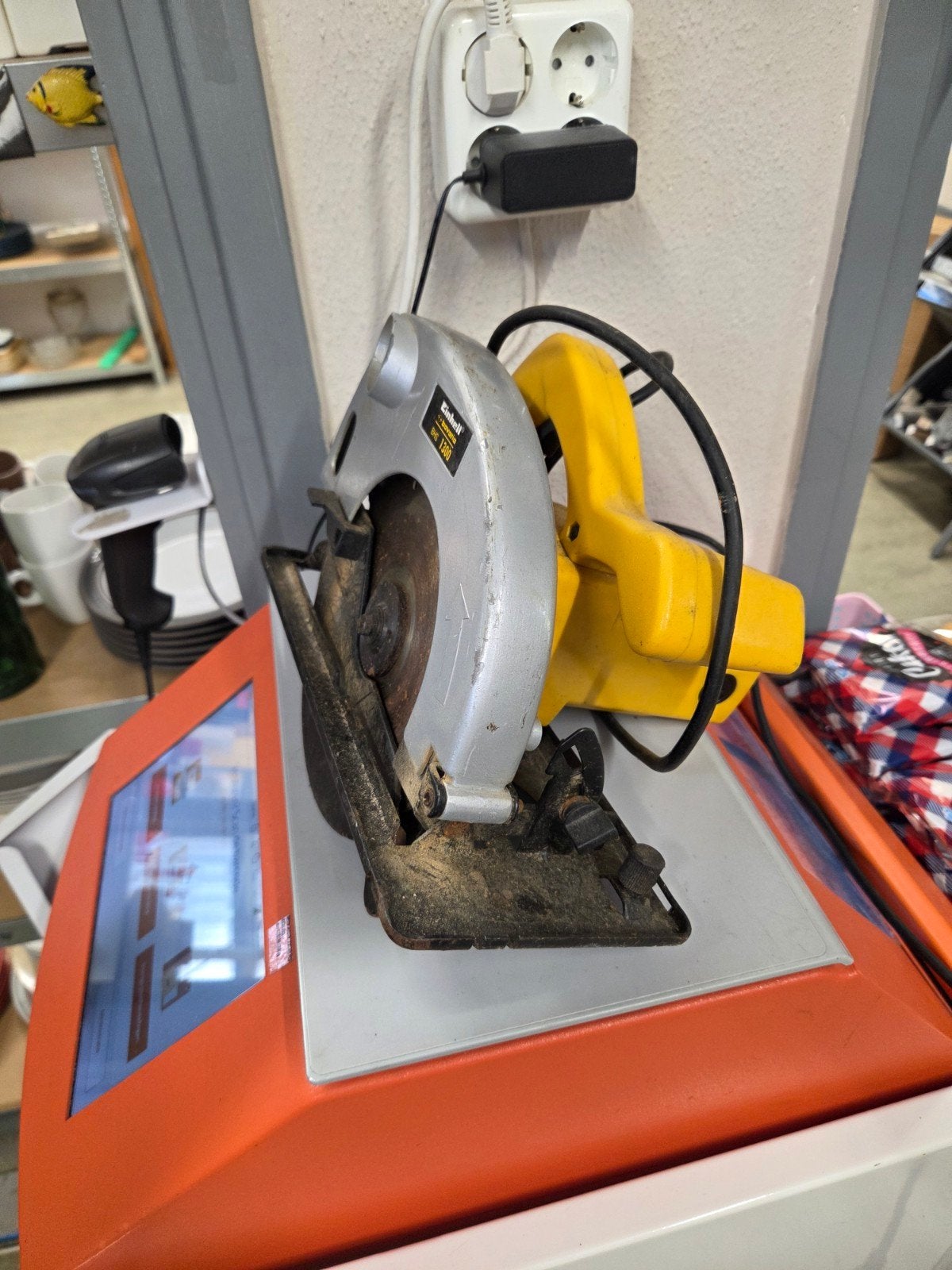 Einhell Cirkelzaag BHS 1300 - Krachtige Zaagmachine, Gebruikt, Cirkelzaag, Einhell, Ophalen of Verzenden