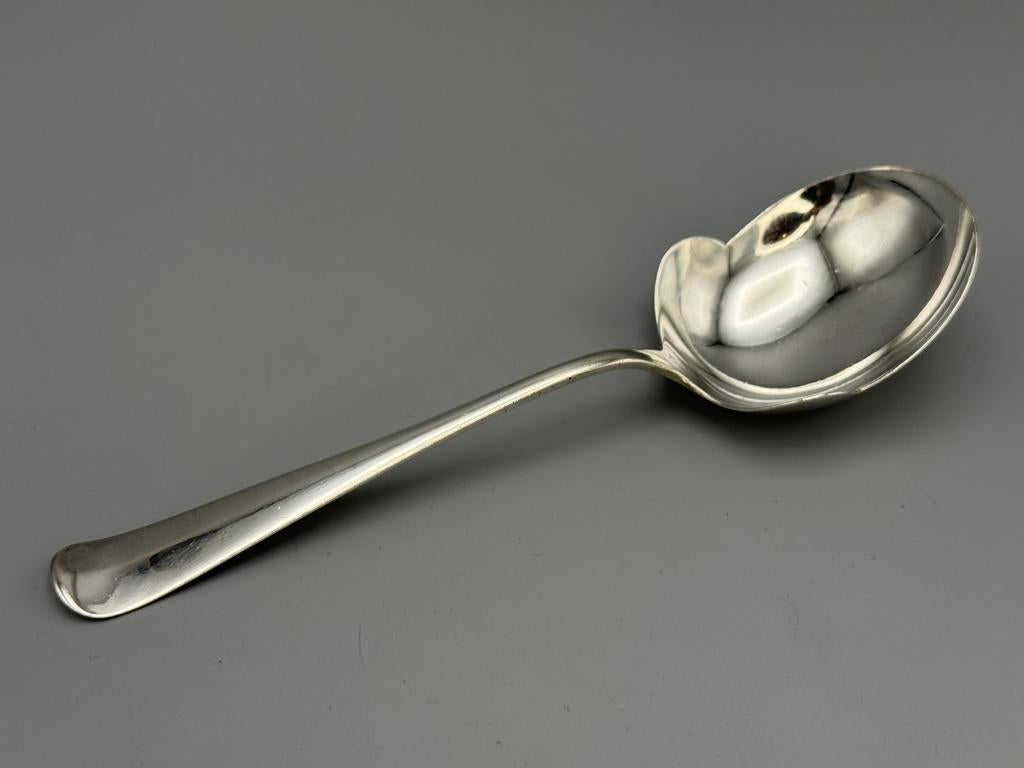 Zilveren aardappellepel, Haags Lofje, anno 1932, Antiek en Kunst, Antiek | Bestek, Ophalen of Verzenden