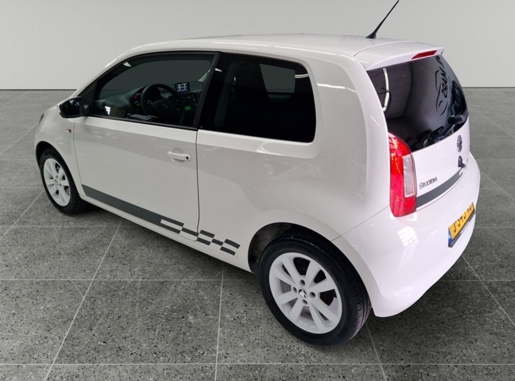 Skoda Citigo 1.0 Grt. Ambition ZEER NETJES,NAV,STOELVERWARMI, Auto's, Euro 5, Stof, Gebruikt, 4 stoelen