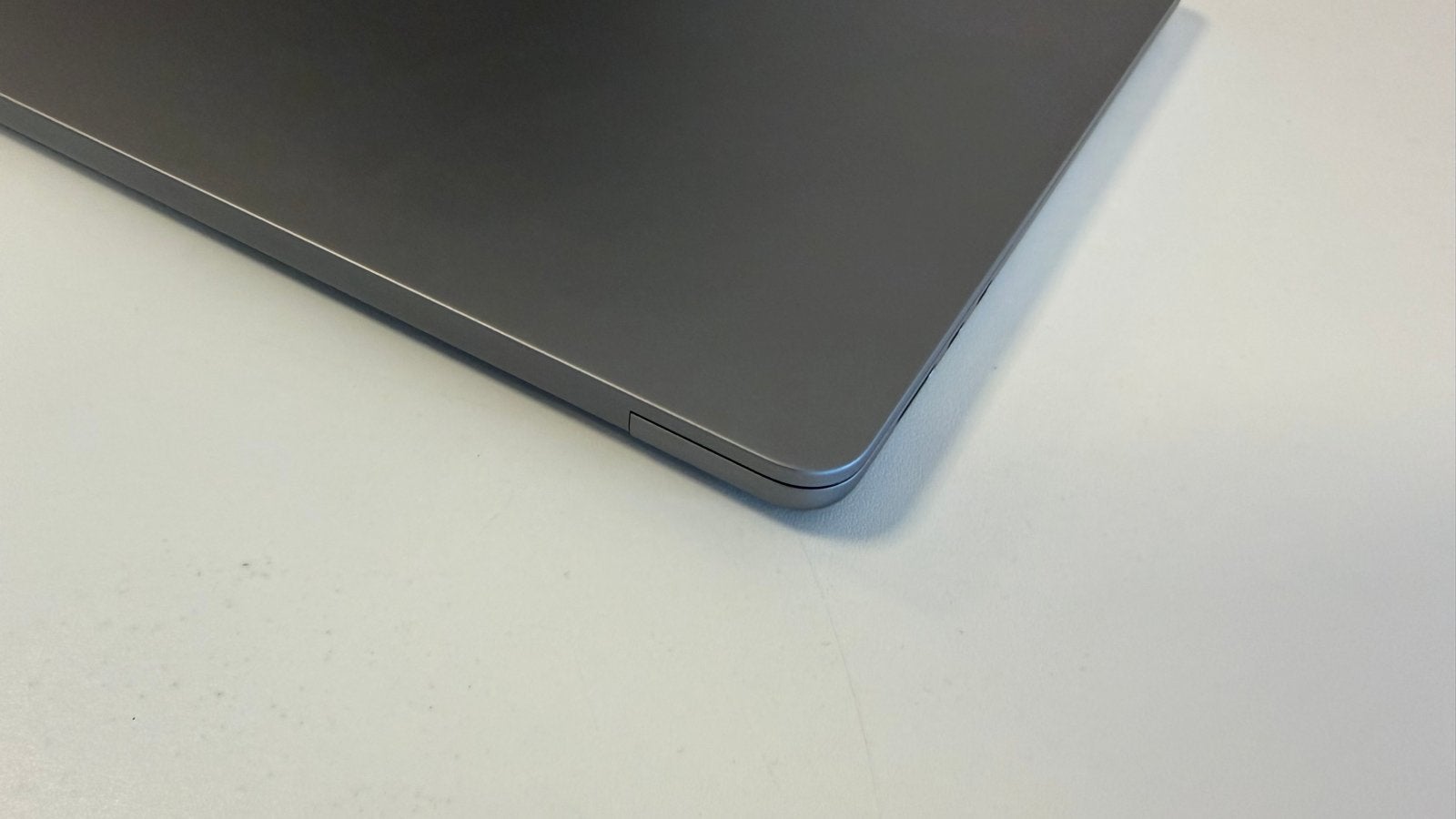 Foto 8 van MacBook Air M2 (2023) 15inch 16gb/256gb
