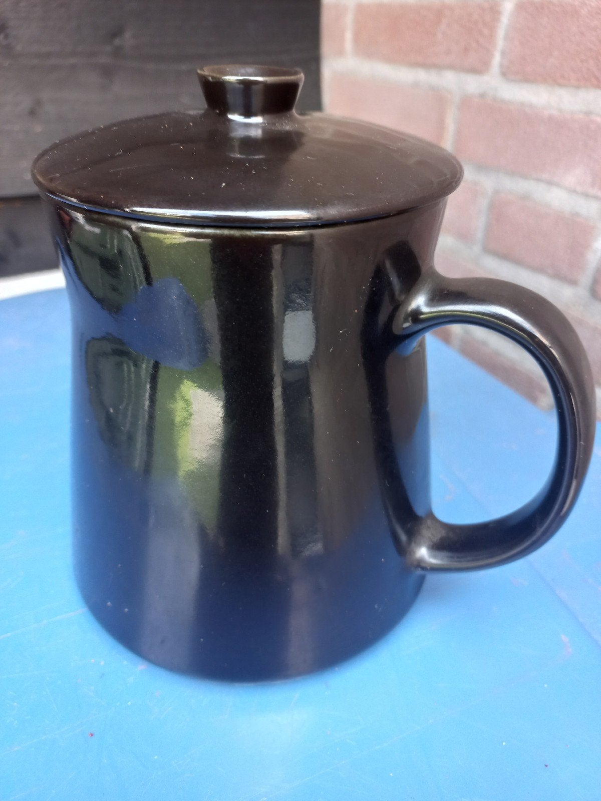 Arabia theepot zwart/donkerbruin, Ophalen of Verzenden