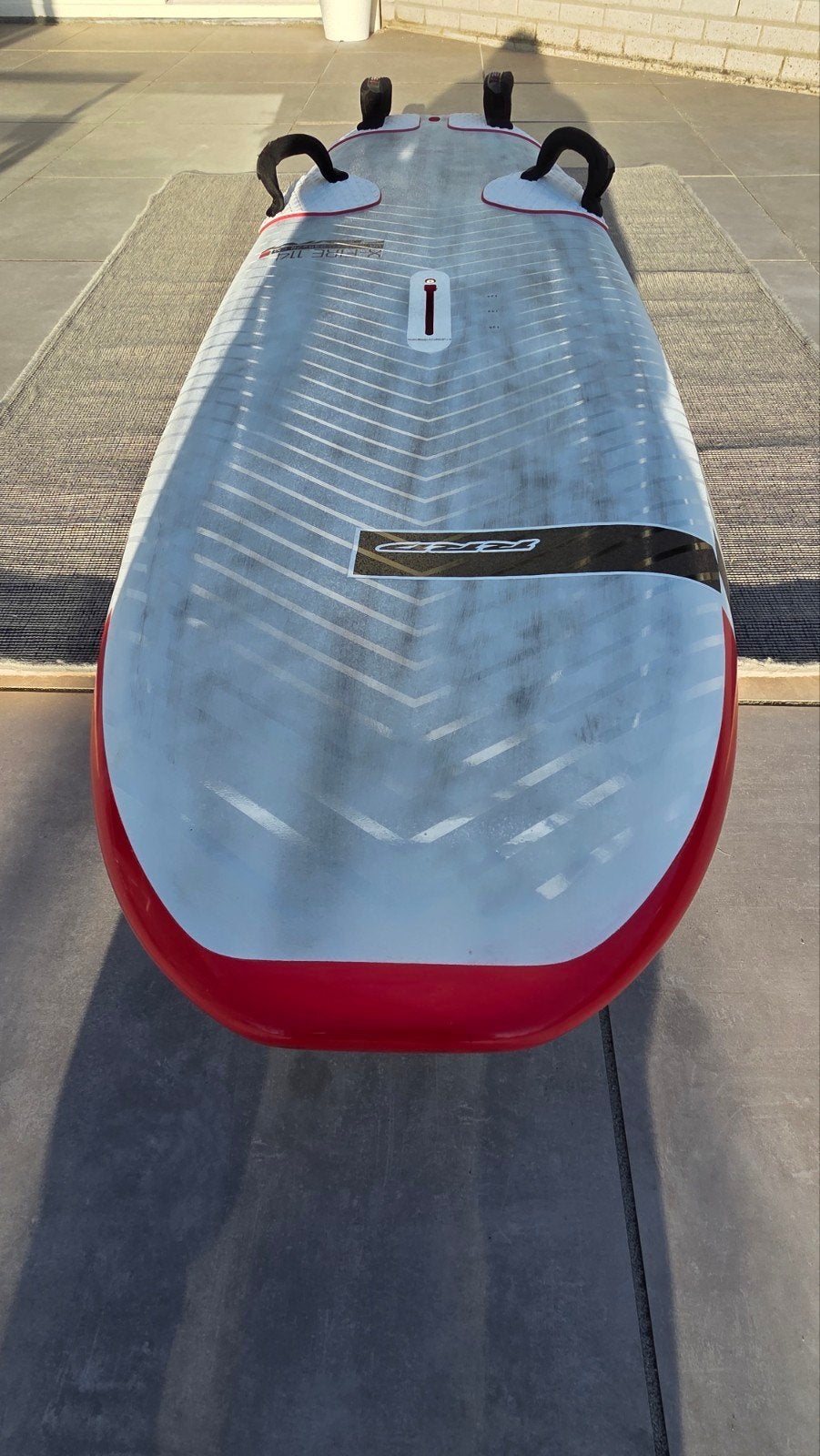 RRD X-Fire 114 LTS Carbon Slalom board - Zeer goede staat, Watersport en Boten, Ophalen, Met voetbanden, Gebruikt, Minder dan 250 cm