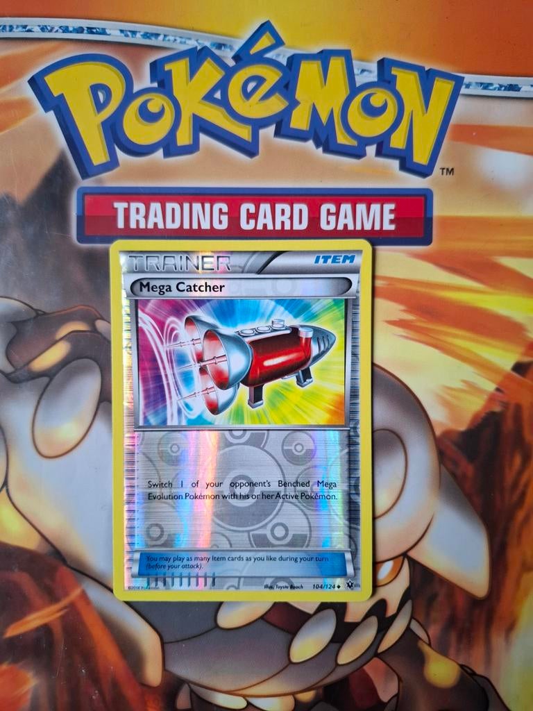 Mega catcher 104/124 XY Fates Collide reverse holo nm, Ophalen of Verzenden, Zo goed als nieuw, Losse kaart, Foil
