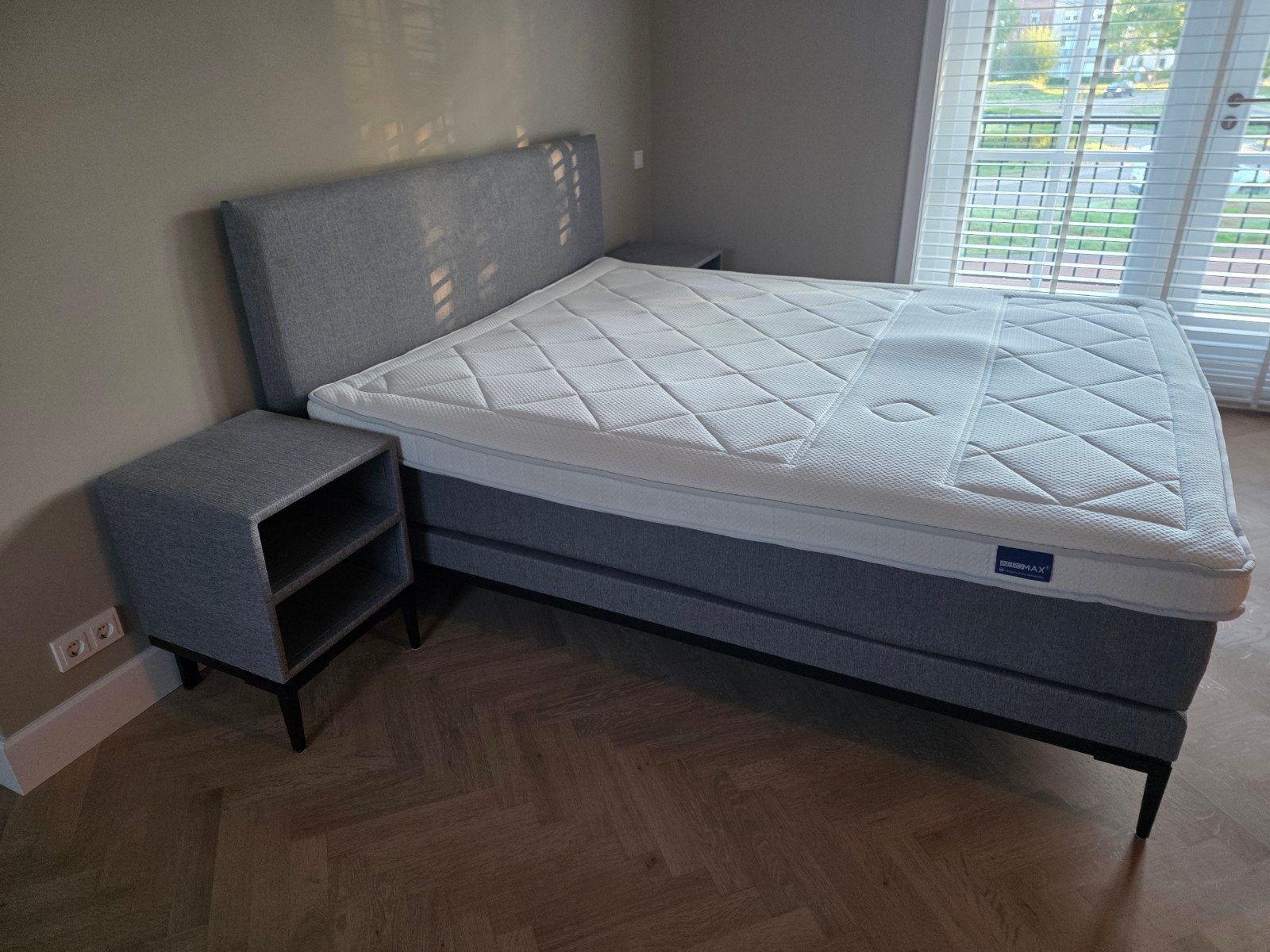 Swiss Sense boxspring 180x210 incl. Aeromax topper + 2 nacht, Ophalen, 210 cm, Tweepersoons, Zo goed als nieuw