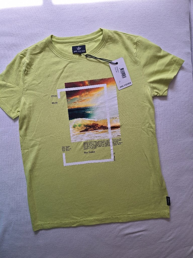 Mosterd Geel T-shirt zee 176 Jake Fischer, Ophalen of Verzenden, Nieuw, Jongen, Shirt of Longsleeve