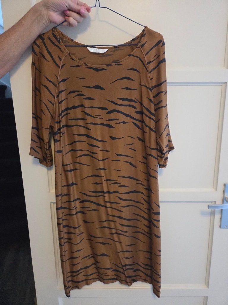 Yaya bruine jurk met korte mouwen maat 40, Kleding | Dames, Maat 38/40 (M), Bruin, Ophalen of Verzenden, Zo goed als nieuw