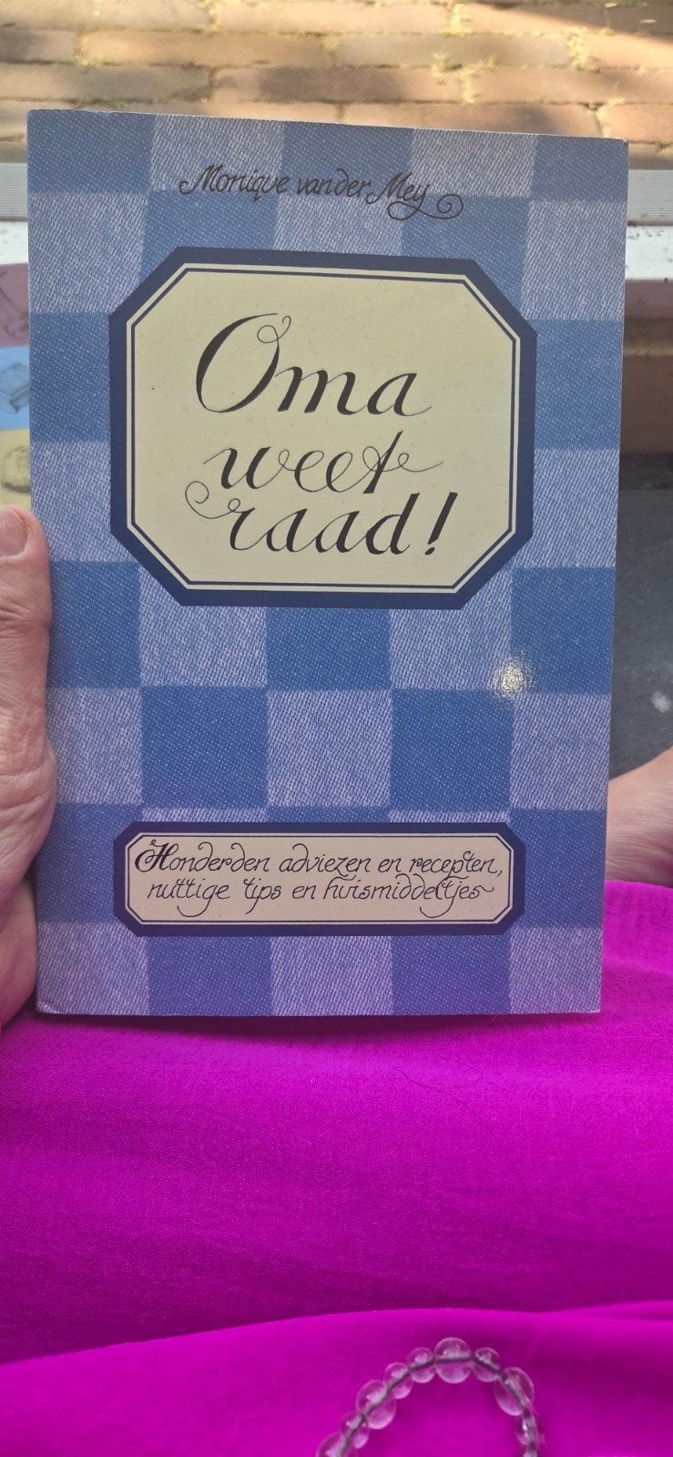 Oma weet raad! - Monique van der Mey, Ophalen of Verzenden, Gelezen, Monique van der Mey