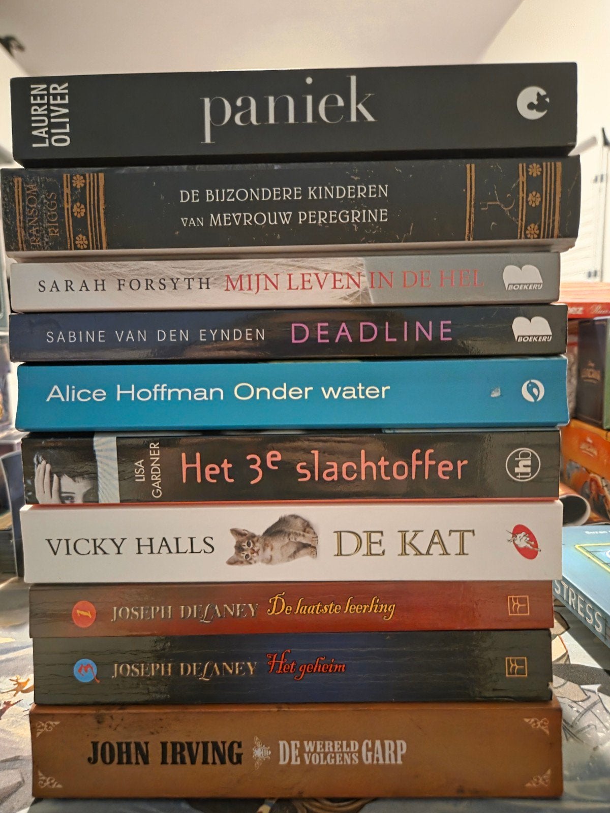 Diverse boekenbundel: Spanning, fantasy en meer