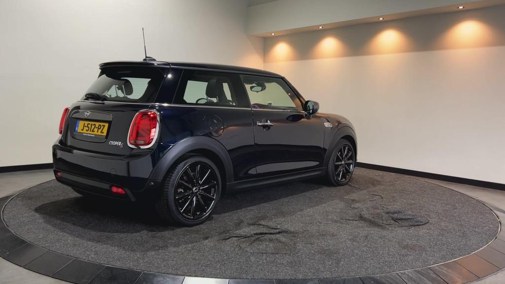 MINI Mini Electric Yours 33 kWh | Sfeerverlichting | Leder i, Auto's, Mini, Met garantie (alle), Mini Electric, 28 kWh, Te koop
