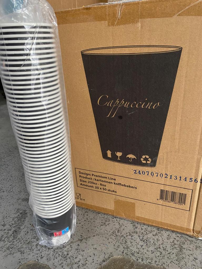 koffiebekers, Ophalen of Verzenden, Zo goed als nieuw, Overige stijlen, Kop(pen) en/of Schotel(s)