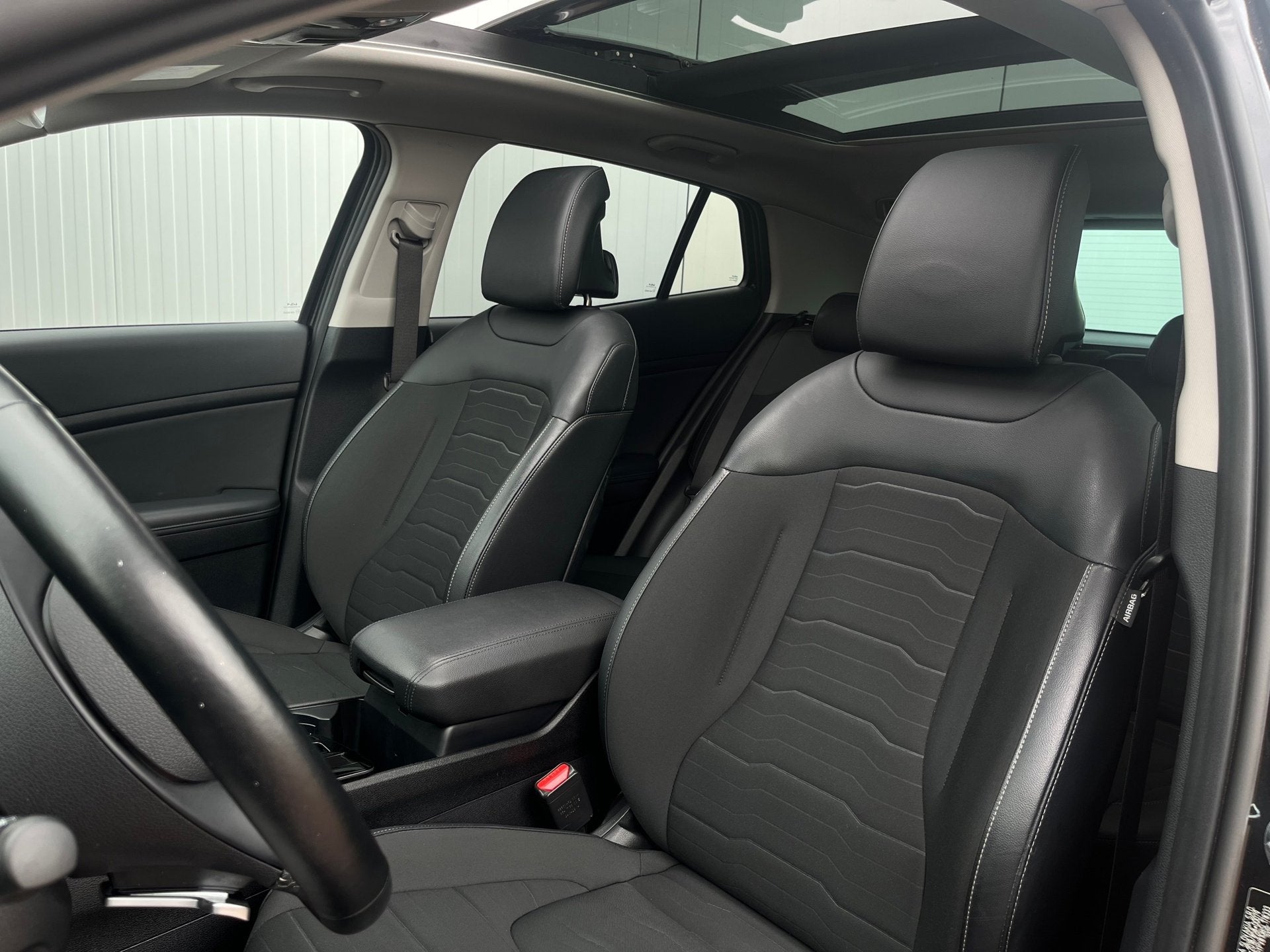 Kia SPORTAGE 1.6 T-GDi Hybrid DynamicPlusLine | Schuif-/kant, Auto's, Gebruikt, 4 cilinders, Zwart, Origineel Nederlands
