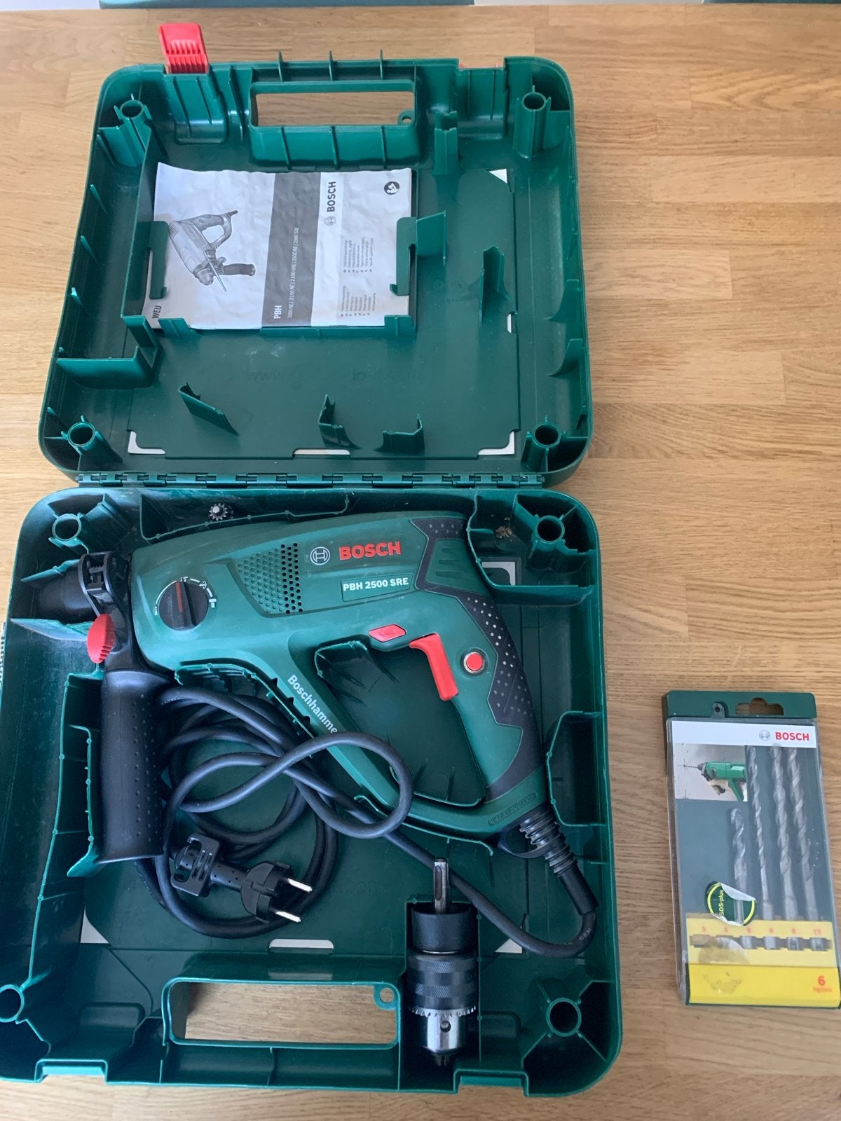 Bosch PBH 2500 SRE Boorhamer met Boorbitset, Boor- en/of Breekhamer, Ophalen of Verzenden, Klopboormechanisme, Gebruikt