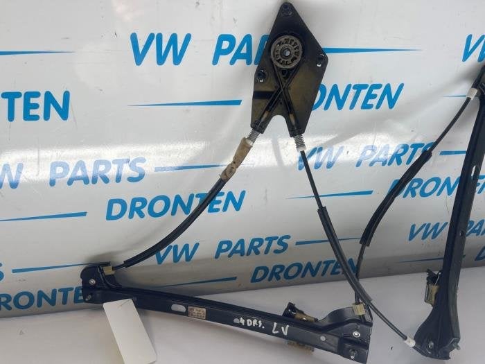 Ruitmechaniek 4Deurs links-voor van een Volkswagen Polo, Gebruikt, -, -, -