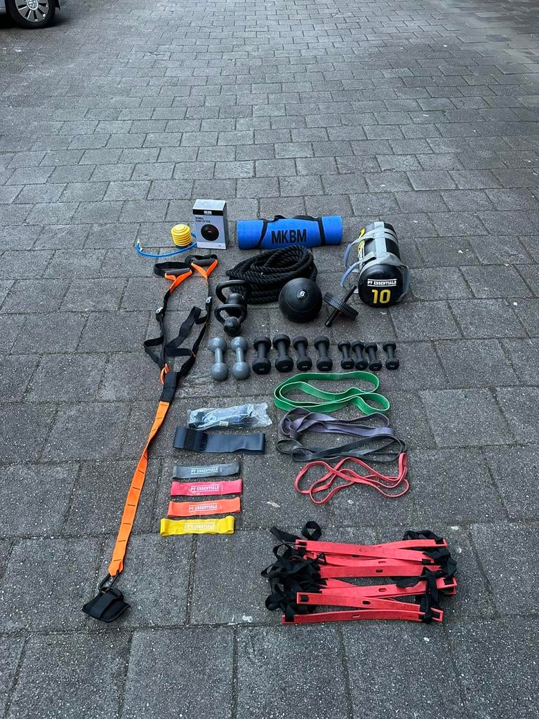 Diversen fitnessmaterialen, Sport en Fitness, Fitnessmaterialen, Ophalen, Zo goed als nieuw, Fitnessbal
