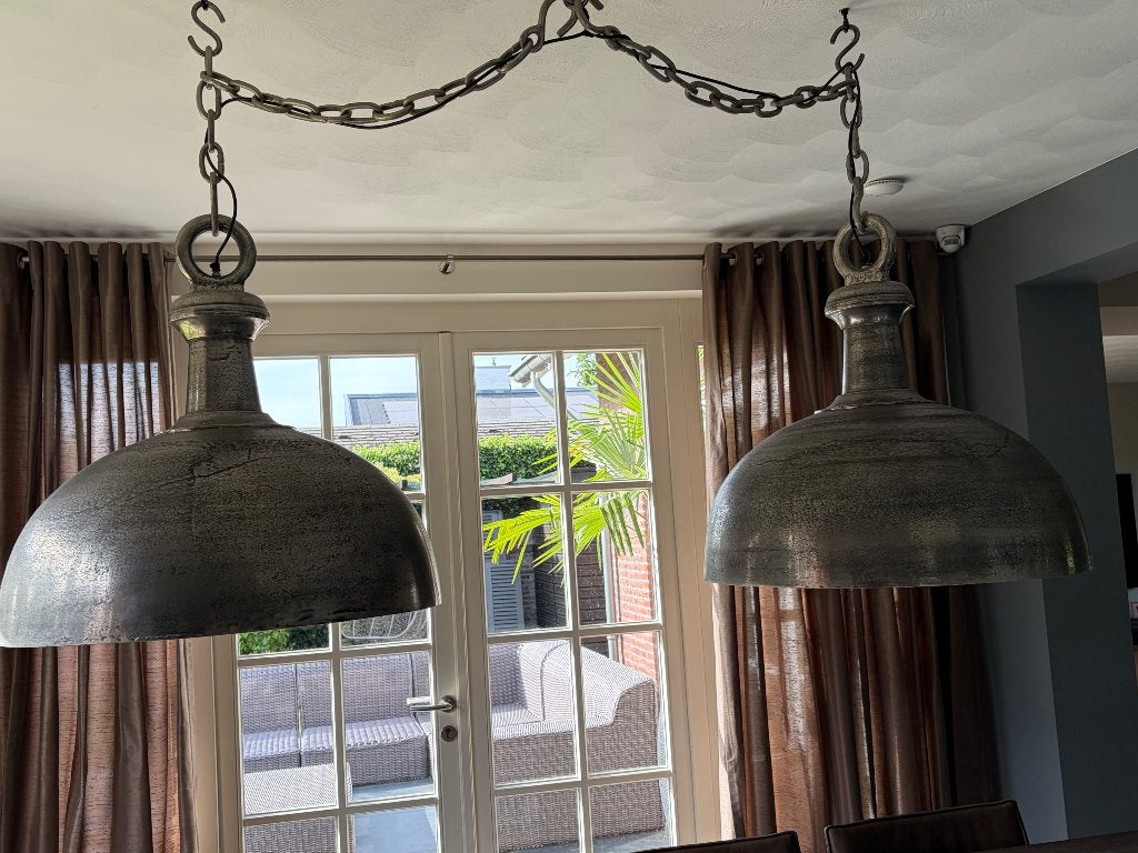 2 hanglampen dia 70cm ruw staal, Ophalen, Zo goed als nieuw, Overige materialen